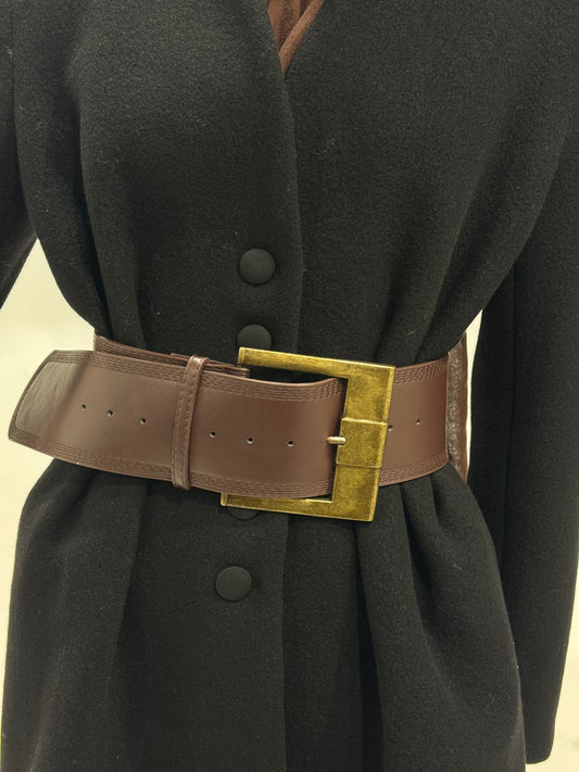 THE SCULPTED SQUARE BELT