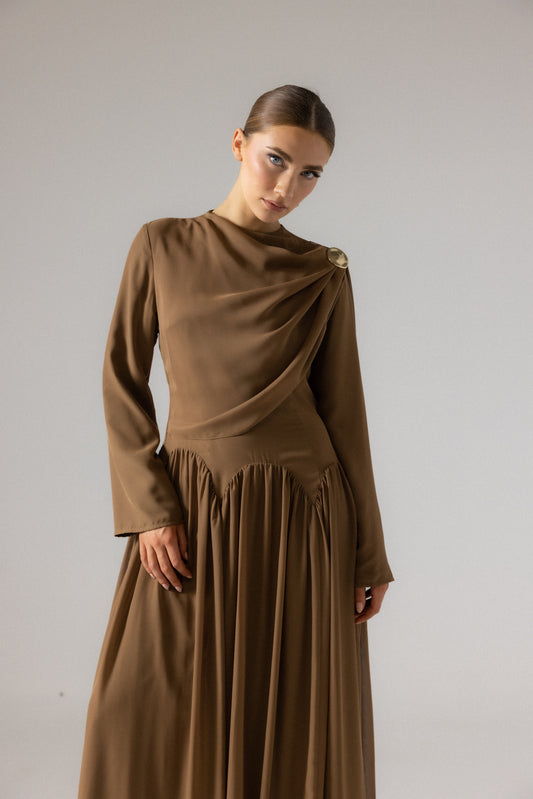 ERINA DRESS MAPEL