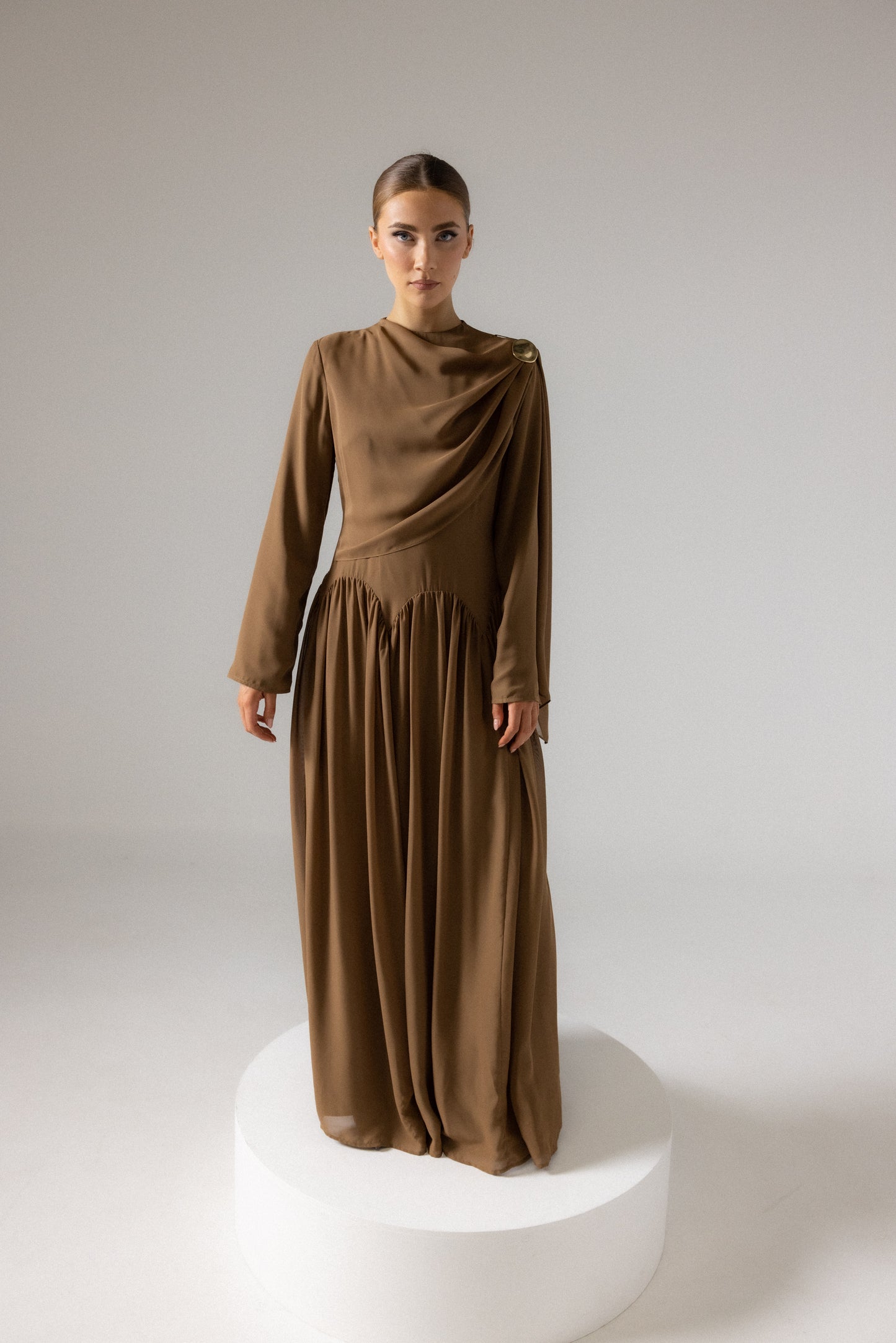 ERINA DRESS MAPEL