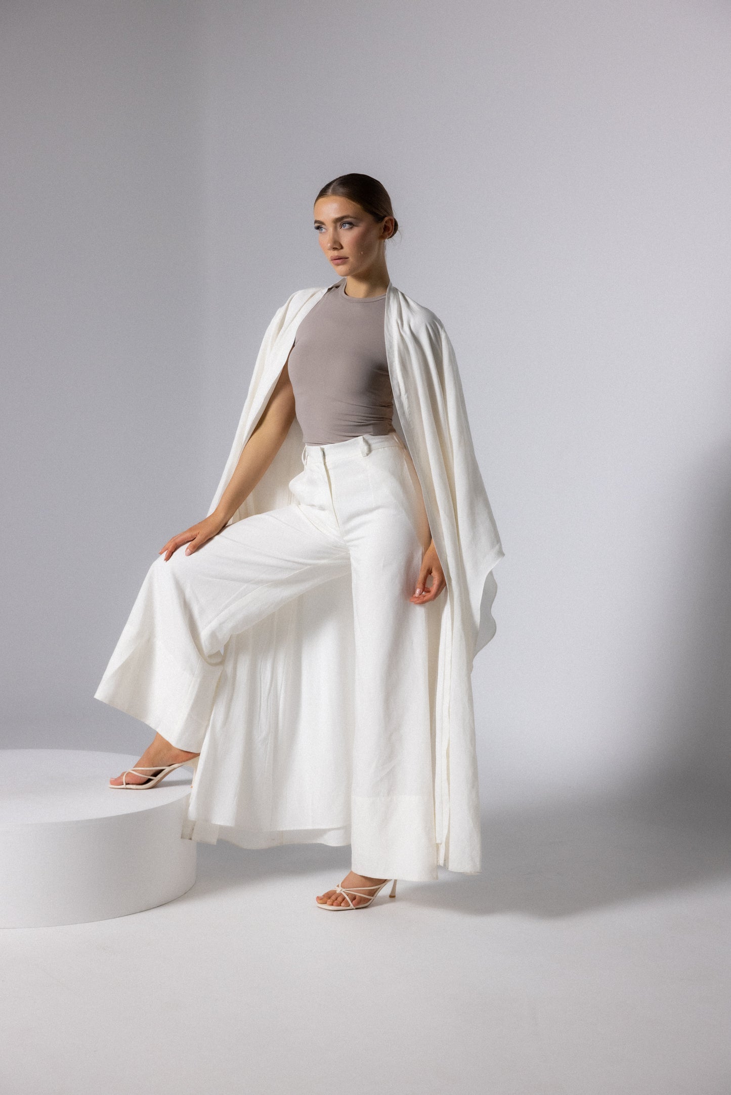 MAHA ABAYA