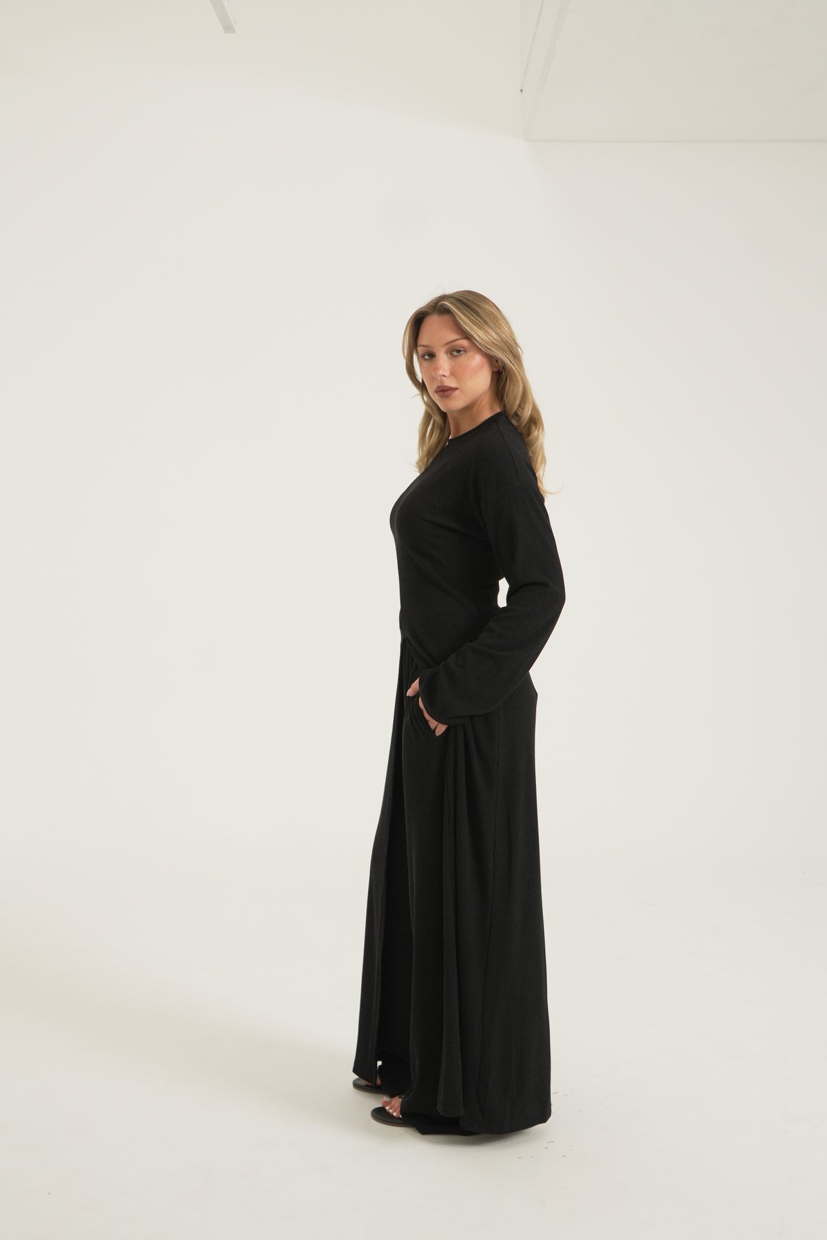 ALIA SET - BLACK PRE ORDER