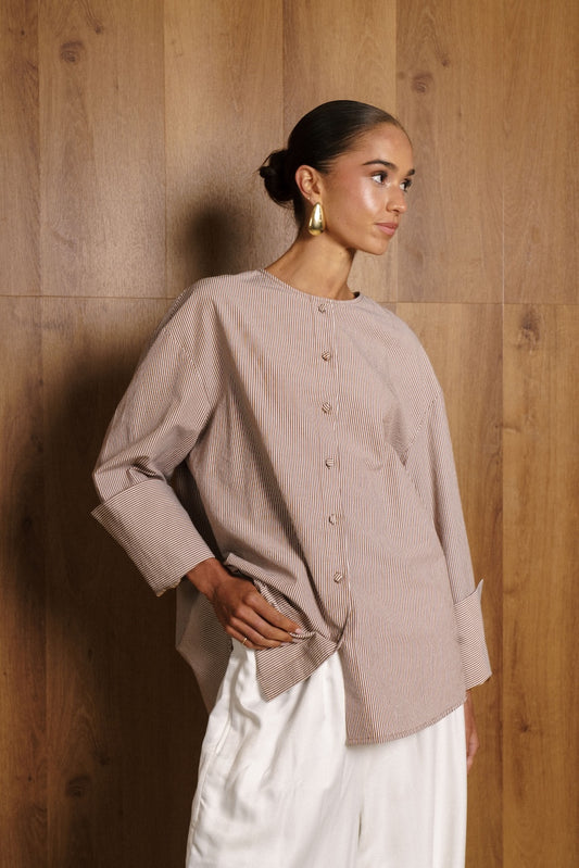 VELA BUTTON UP