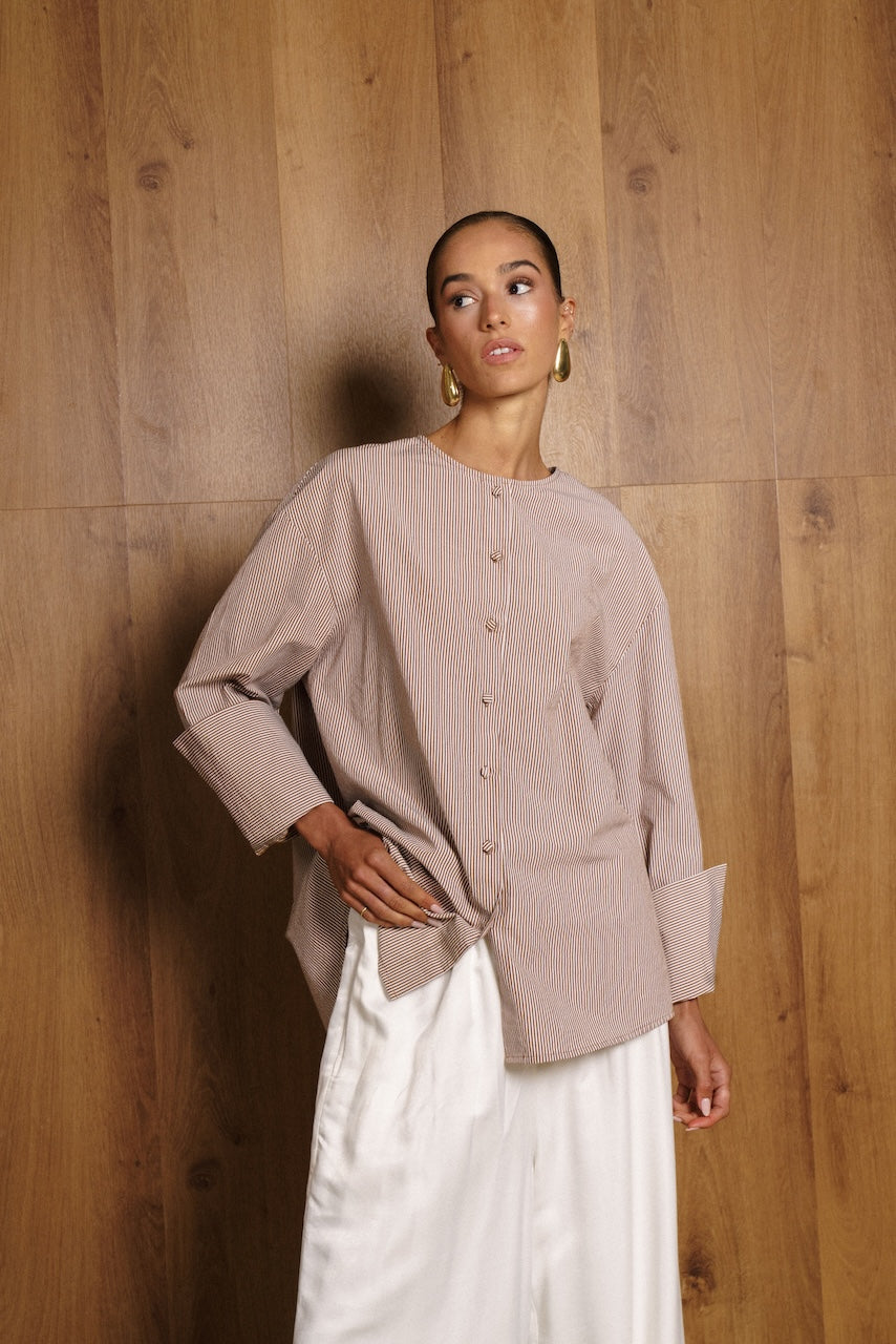 VELA BUTTON UP