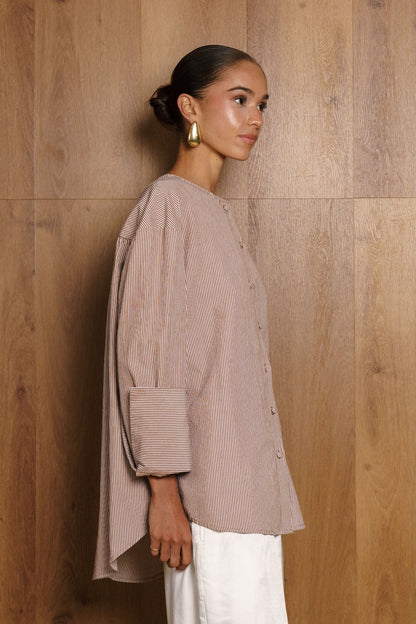 VELA BUTTON UP